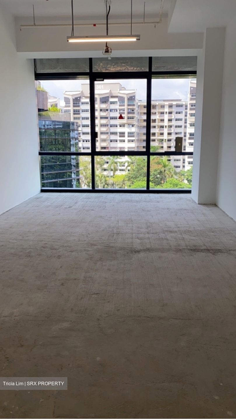 Woods Square (D25), Office #495925961